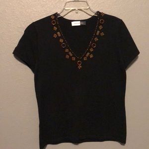 Black short sleeve v-neck